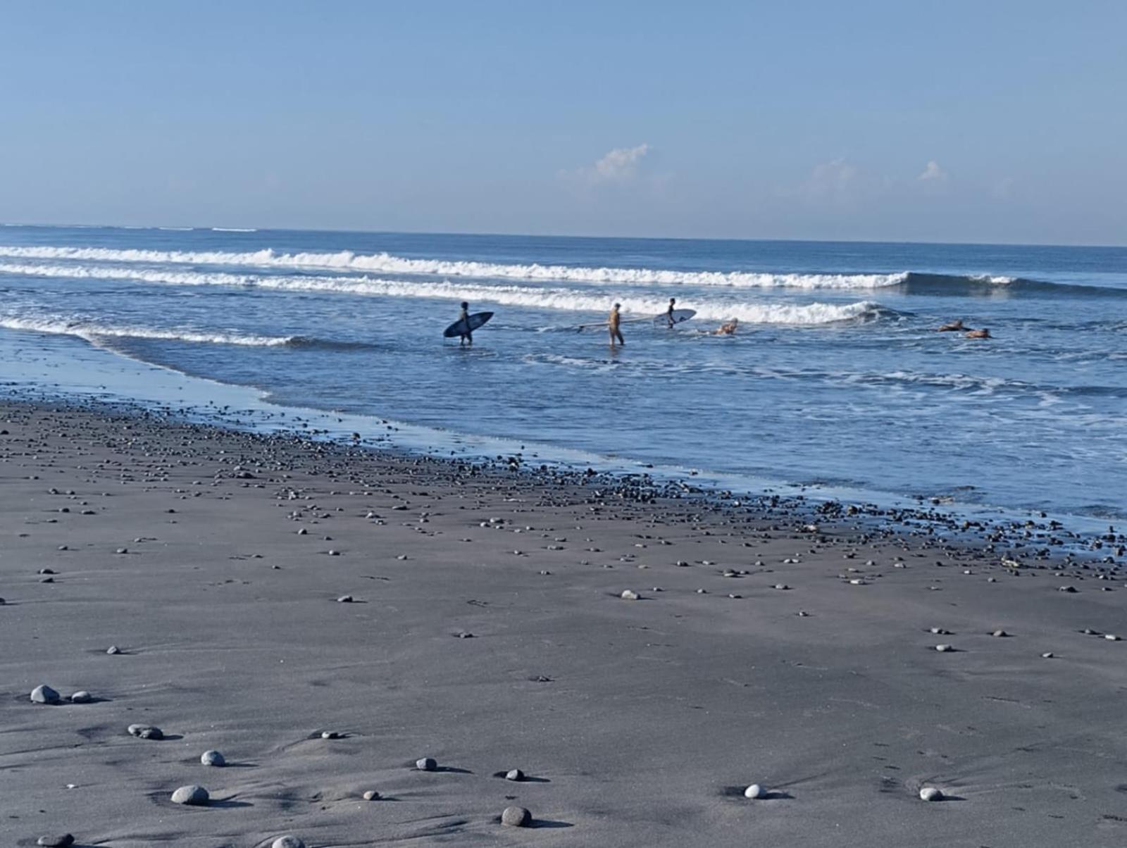 Kirra'S Beach House Pulukan Ngoại thất bức ảnh
